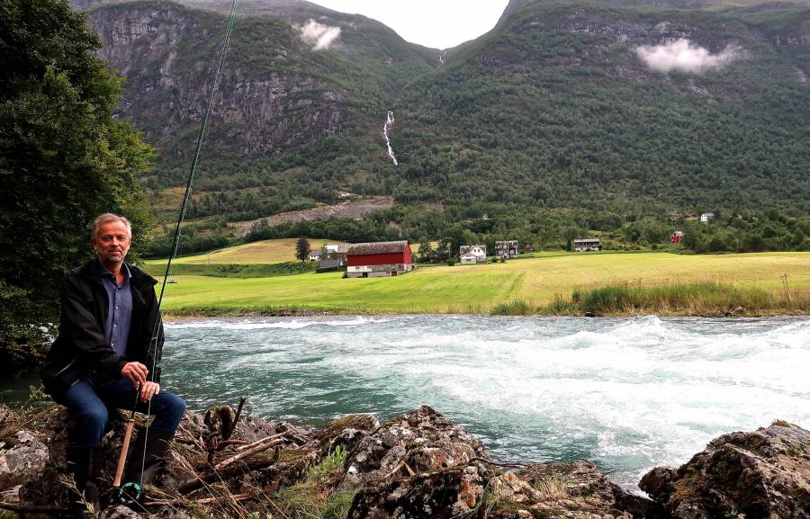 Anders: Her tok keiseren storlaksen. Foto: Eivind Fossheim / Fiskeguiden.no