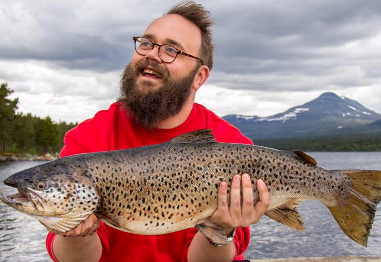 Ny storørret-pers på 6,7 kilo for Kenneth i Langsjøen