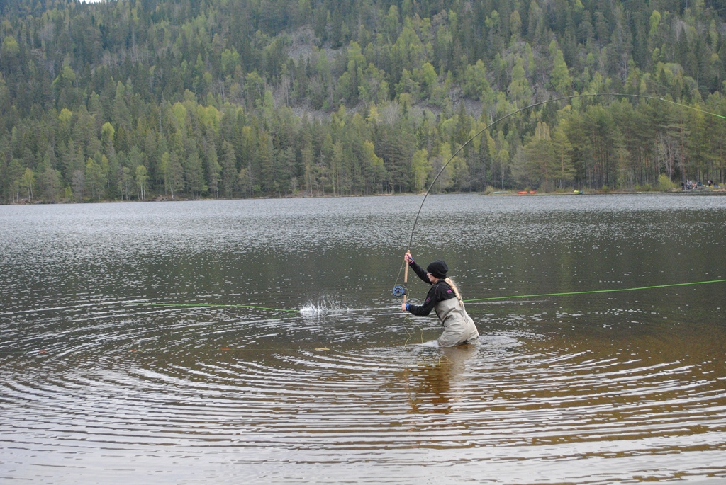 Anita Strand og Tommy Aarkvisla vant NM i Spey-kasting