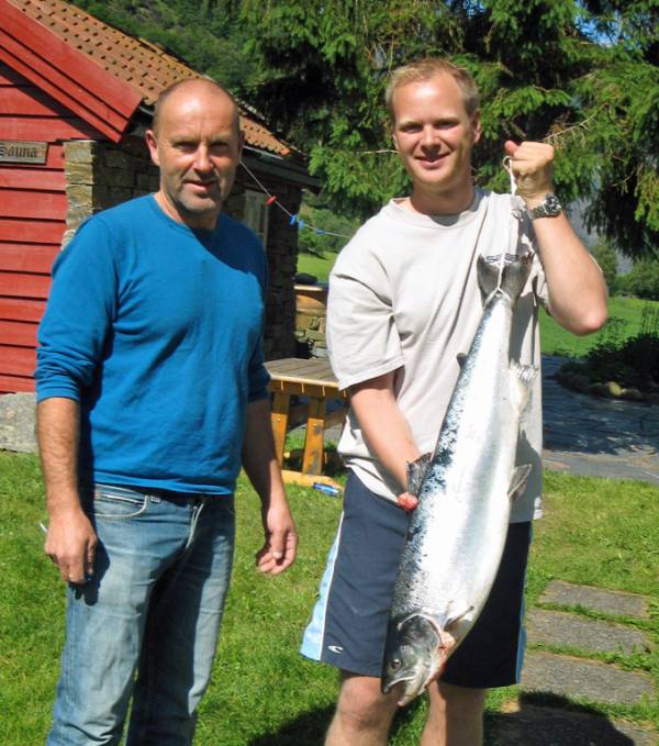 Aurlandselva åpnet for laksefiske! Gamle elveløp åpnes