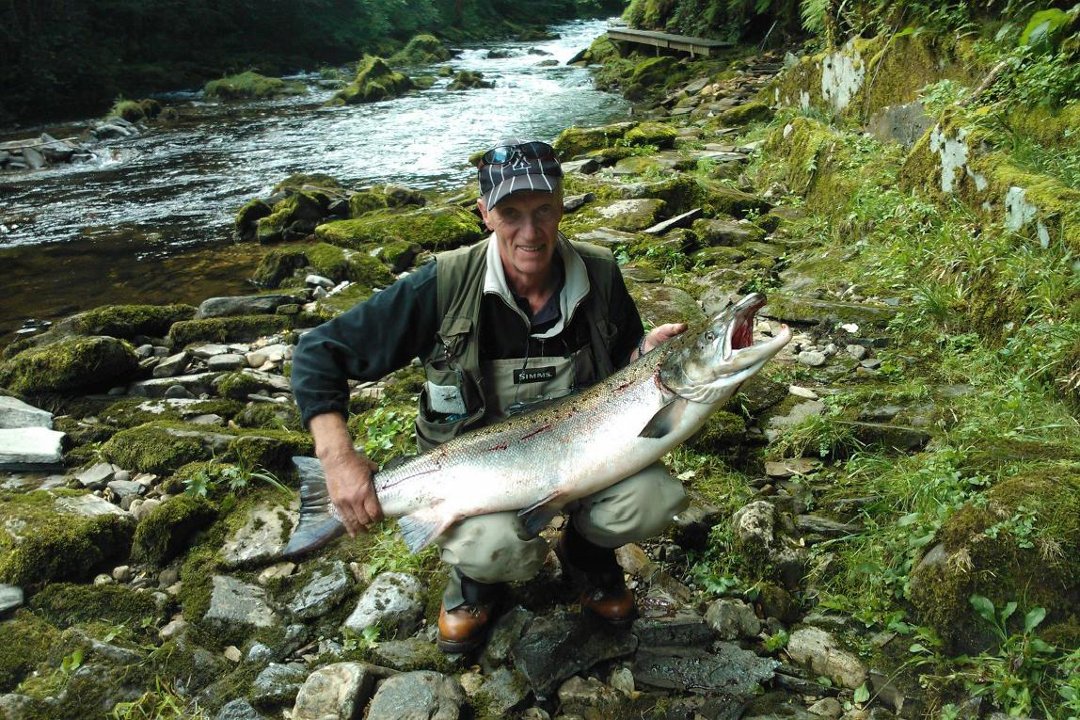 Laksefiskerne i Arna på holdningskurs før fiskestart!
