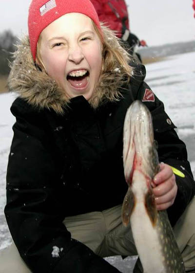 Malene lurte gjedda på sin første fisketur!