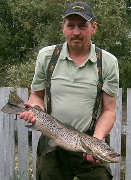 Ny ørret-rekord i Lenaelva