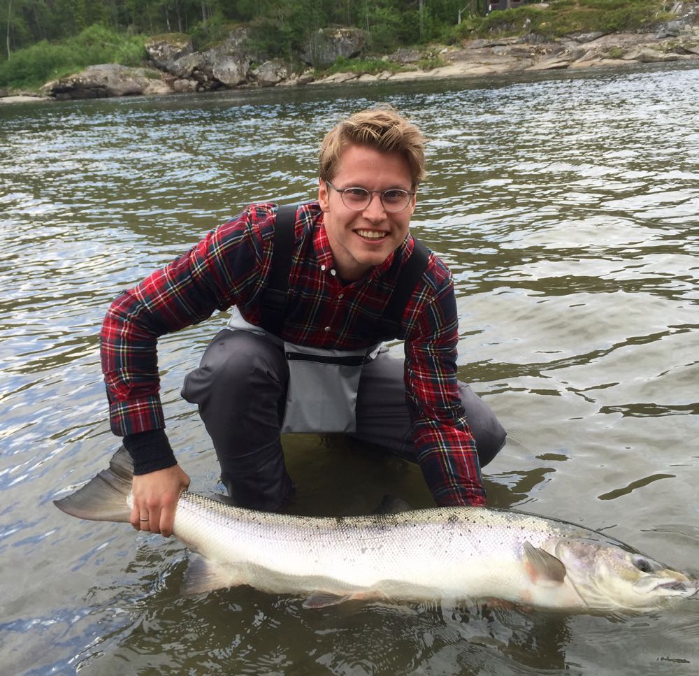 Hver femte laks og hver sjuende sjøørret gjenutsatt!