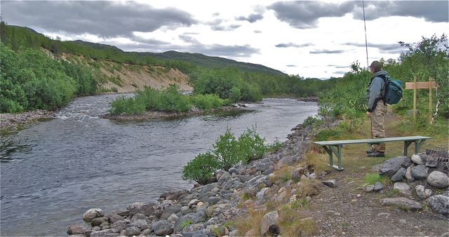 Knalldyre laksekort for søringer i Lakselva i Porsanger