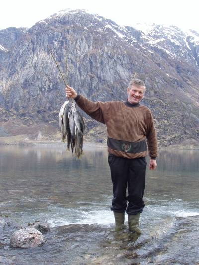 Prøv garnfiske i Jølstravatnet!