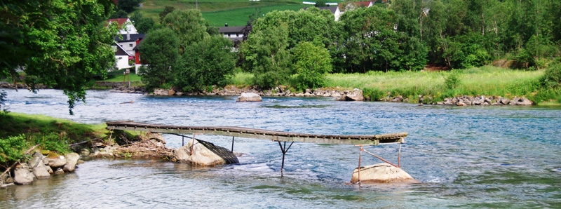 Nordfjordingen vil ha lakseelva si tilbake!