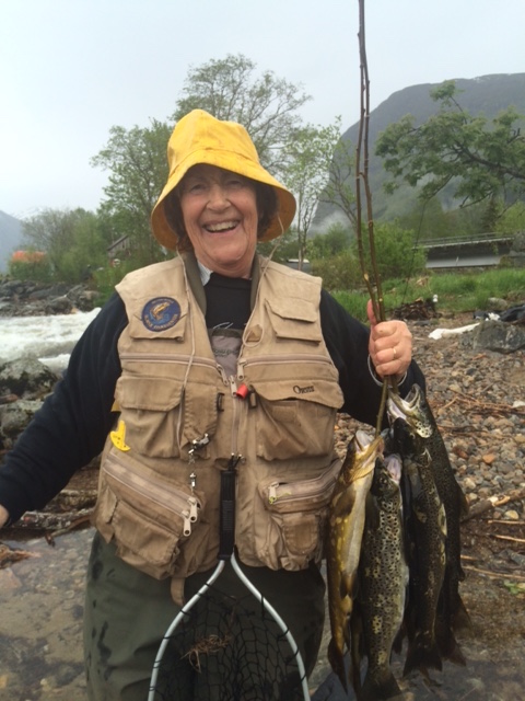 Jølstravatnet lokker med kilosørret foran fiskefesten!