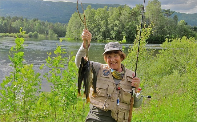 Julegave-kort 1: Fiskeopplevelse med guide i Jølster 2015