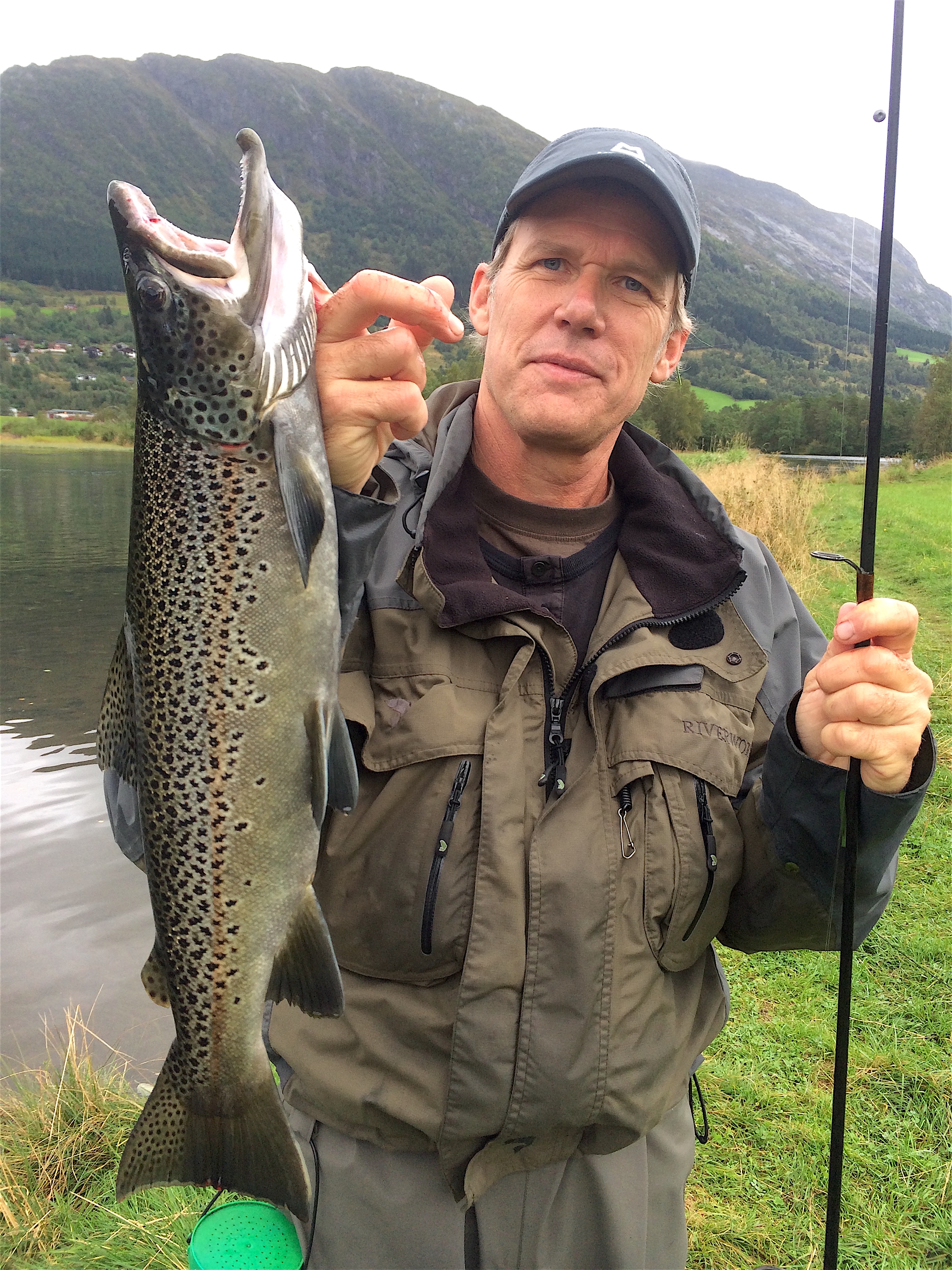 Sunnfjord har det beste og mest varierte sportsfiske i Norge