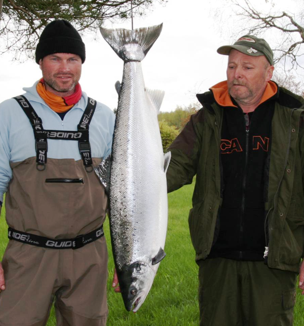 Klar til nye dueller med trofe-laksen i Bjøra!