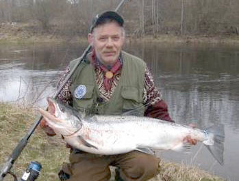 Frykter at russiske trålere dreper laksesmolten!