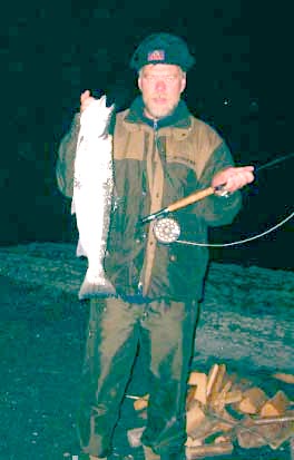 4,5 kilos sjøørret på flue i Oslofjorden!