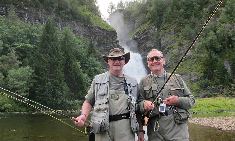 Mye dårlig fiske med flom og kjølig vær i ørretelvene