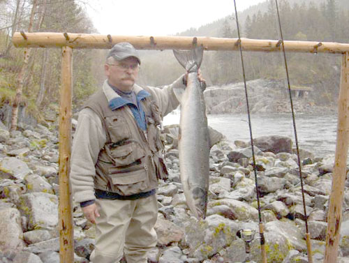 Pangstart for laksefisket i Stordalselva i natt!