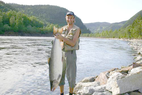 Storfisker Tor Ola Dehli: Bruk gratis-uka i Gaula!