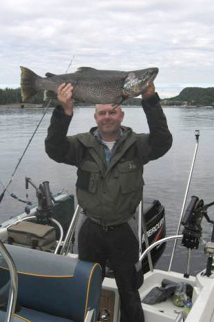 6 kjempeørreter på 180 dorgetimer i Tyrifjorden!