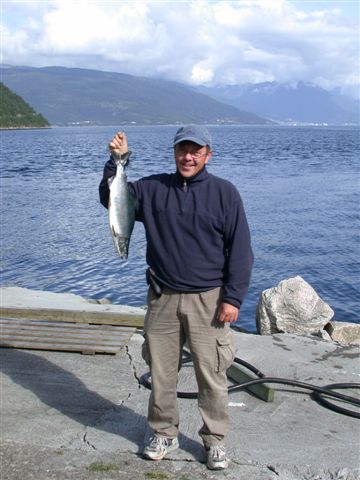 Pukkel-laks tatt i Vikja!