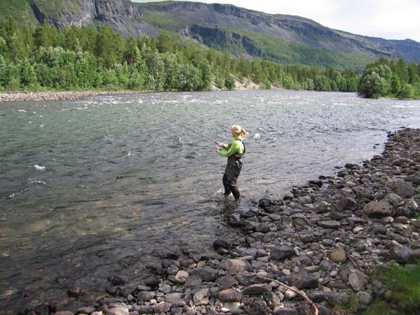 Fiskeguidens stjernetips for 2009: Reisaelva!