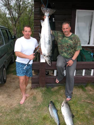 21,5 kilos laks på hjemmelaga tubeflue!