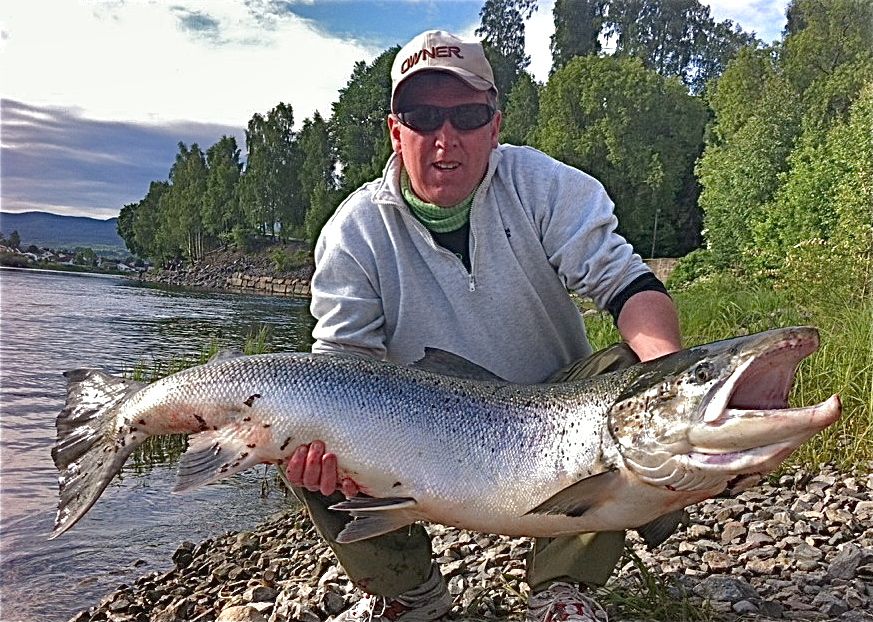 Halling fikk 20,6 kilos laks i Drammenselva