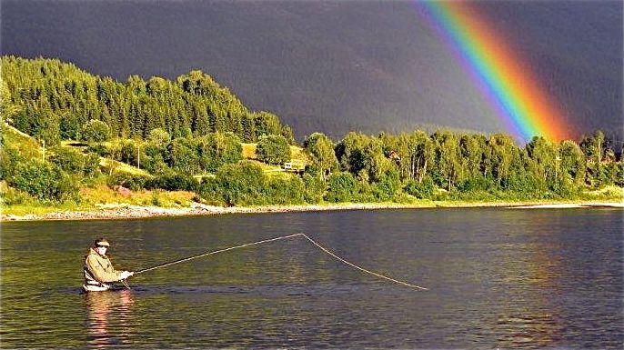 Fluefiskere fra hele verden samles til VM i Vefsna